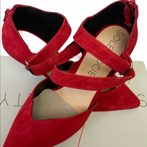 💎✨$175✨💎 RED suede heels - Picture 5 of 7